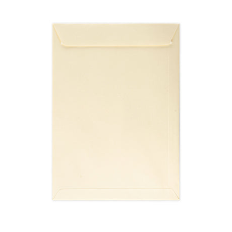 C4 Magnolia Peel & Seal Envelope (324 x 229mm)