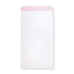 White Luxury Peel & Seal Envelope (220 x 140mm)